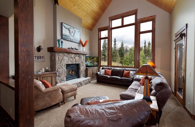 Luxury Home Across from Purg - Great Views, Deck - Navette de ski gratuite