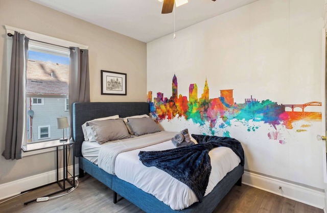 Home Away from Home near Downtown CLE- Entire APT!