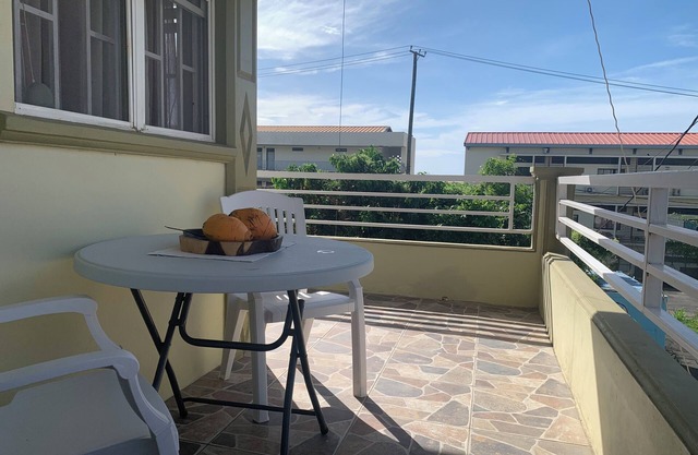 Home away from home Modern Cozy 2 bedroom apartment with WiFi and AC in Roseau.