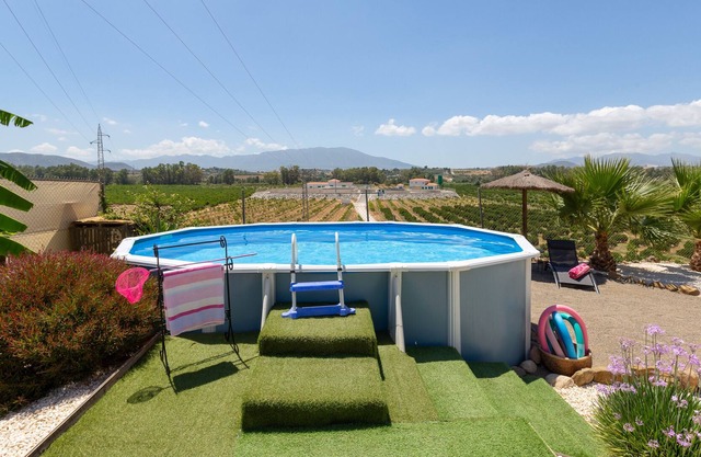 HOME BENITEZ COUNTRY - Cozy country house with private above ground pool. Free WIFI.