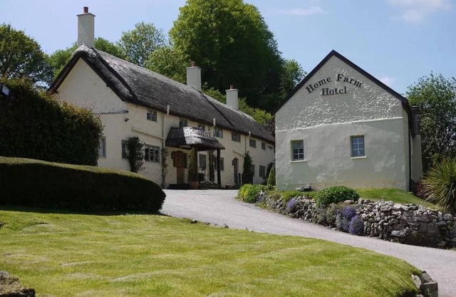 Home Farm Hotel