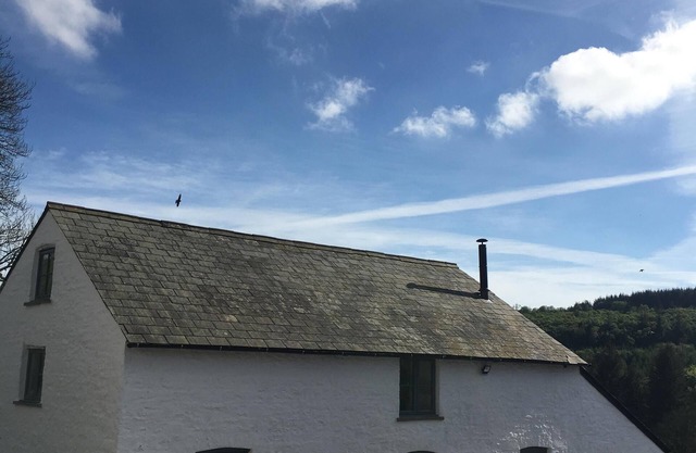 Home from Home entouré par les Brecon Beacons