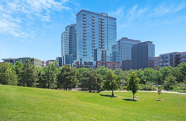 Home in the Heart of the City - Urban Luxury