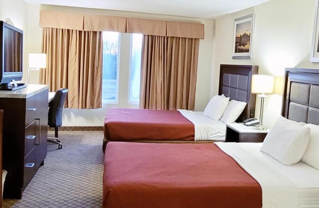 Home Inn & Suites