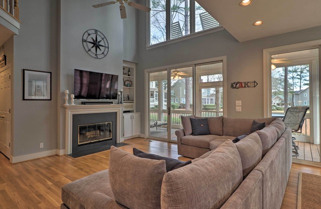 NOUVEAU! Maison au bord du lac avec terrasse surplombant le lac Oconee
