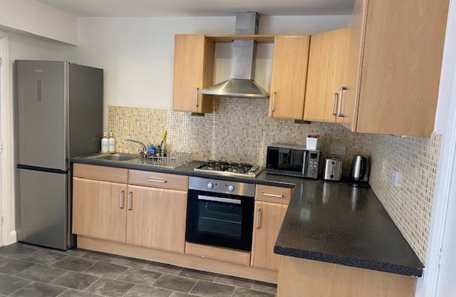 Home Sleeps5-netflix-parkg-near City Center/etihad