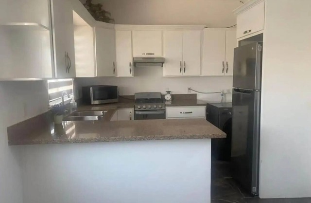 Home Suite Apartments #7