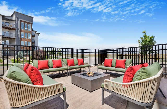 Home2 Suites Hilton Aurora Medical Centr