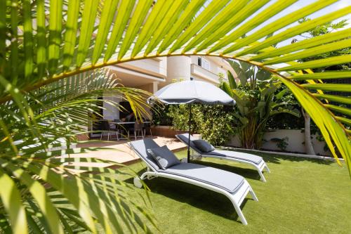 Home2Book Relaxing Stay with Terrace & Pool