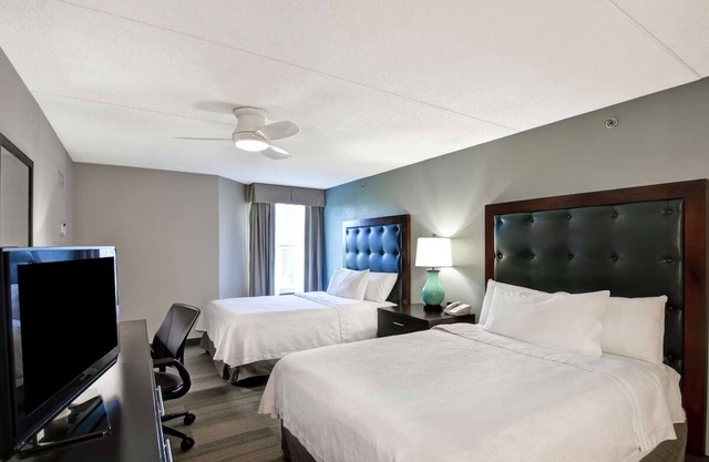 Homely Suites Near the University of Kentucky & Airport, Free Parking