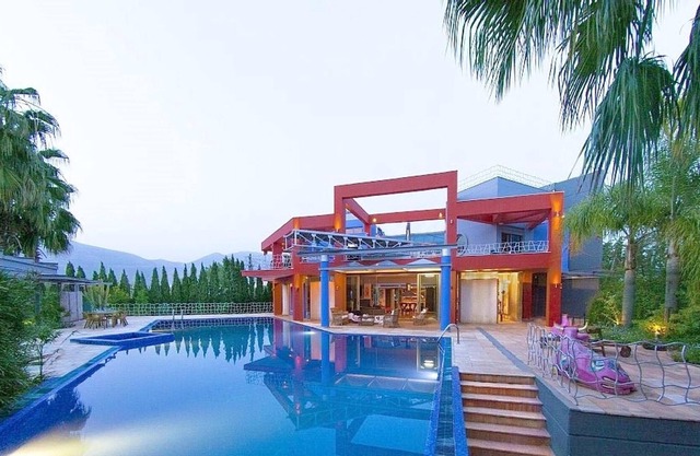 Homerez - À 100 m de la plage ! Villa pour 7 pers. avec piscine et jacuzzi