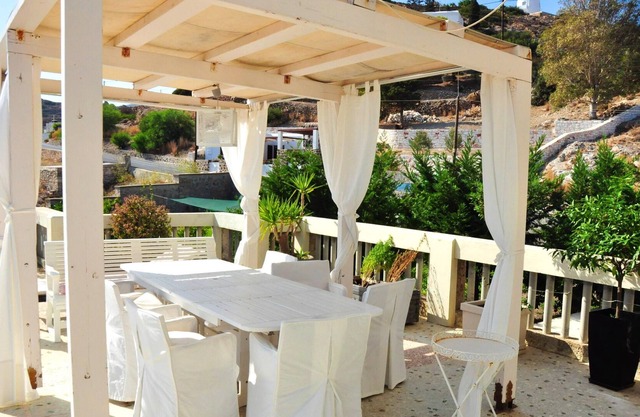 Homerez - Appartement à 700 m de la plage pour 6 pers. avec terrasse à Psathi