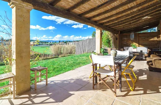 Homerez - Villa à 14 km de la plage pour 6 pers. avec piscine à Saus-Camallera