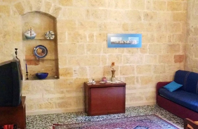 Homerez - Apartement 1 km away from the beach for 5 ppl. with sea view at Trani
