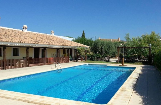 Homerez - Appartement pour 4 pers. avec piscine partagée et jacuzzi à Noguericas