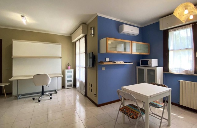 Homerez - Superbe appartement pour 2 pers. avec balcon à Vercelli