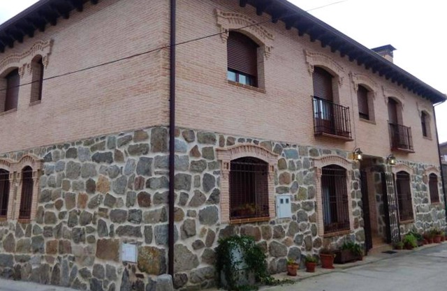 Homerez - Grande maison pour 16 pers. avec terrasse et balcon à Cenicientos