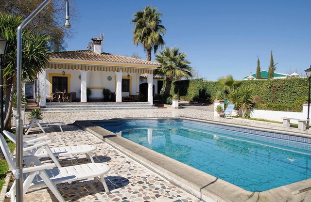 Homerez - Chalet confortable à Montemayor avec piscine privée