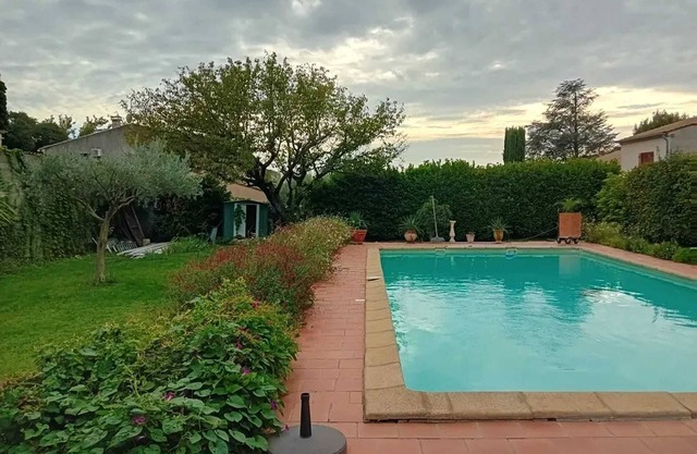 Homerez - Villa agréable avec piscine à Caveirac
