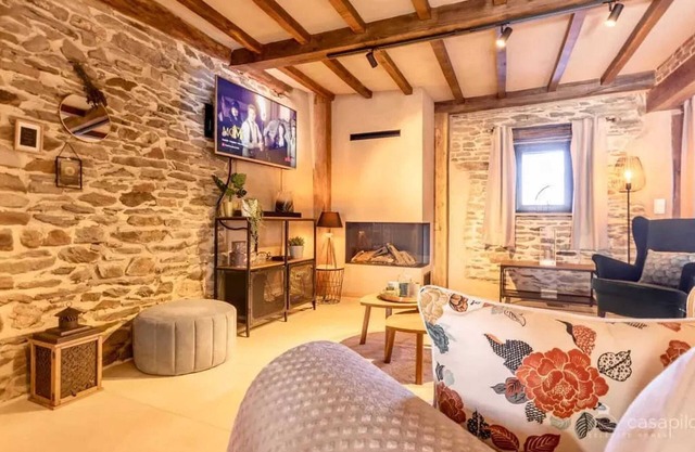 Homerez - Maison cosy avec jacuzzi à Gouvy