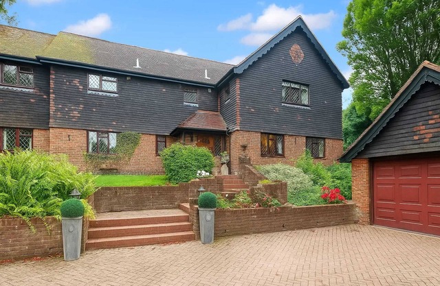 Homerez - Family house in Brighton