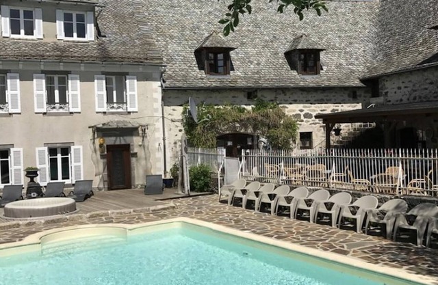 Homerez - House near Argences en Aubrac