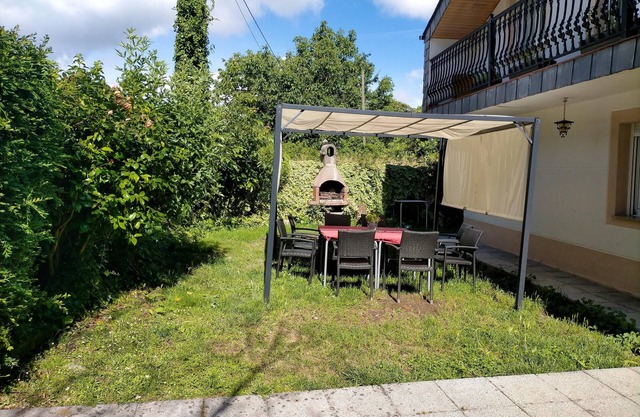 Homerez - Maison à 3 km de la plage pour 6 pers. avec jardin à O Saviñao