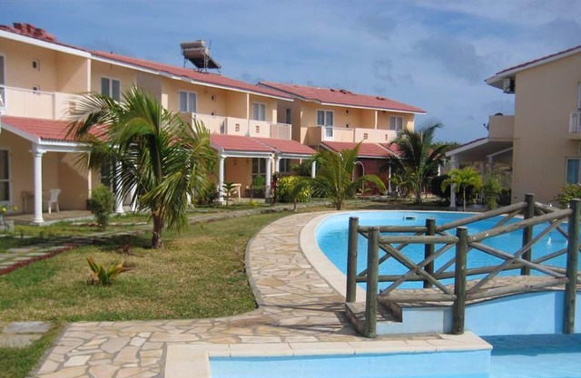 Homerez - Maison pour 6 pers. avec piscine partagée et jardin à Grand Gaube