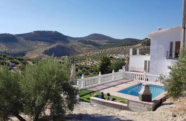 Homerez - Maison à Alcaudete avec piscine