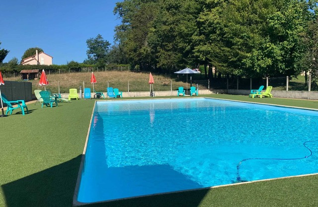 Homerez - House in Leyme with pool