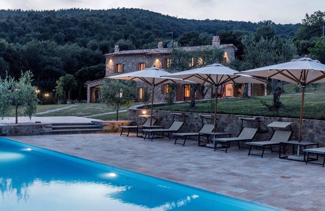 Homerez - Villa pour 16 pers. avec piscine, jardin et terrasse à Pérouse
