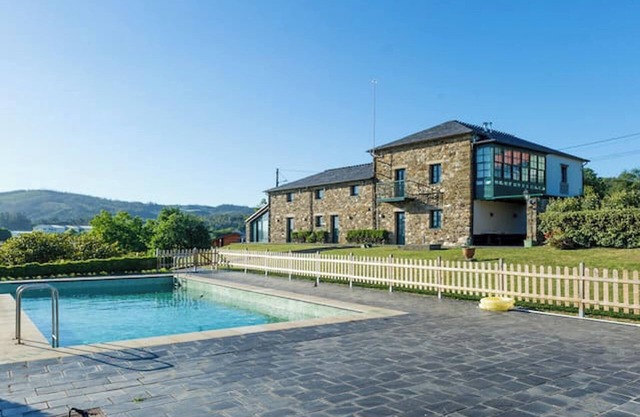 Homerez - Villa Luxueuse à Outeiro - Piscine and Vue