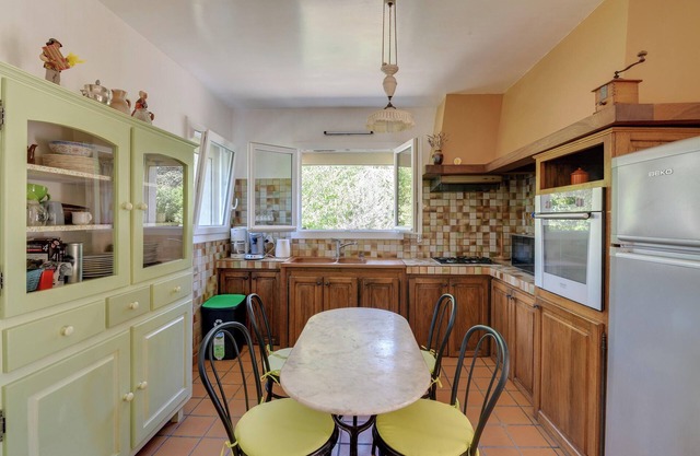 Homerez - Villa de lujo en Oppède con jacuzzi y piscina