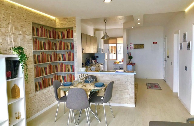 Homerez - Appartement moderne à Funchal avec vue sur mer 70 m²