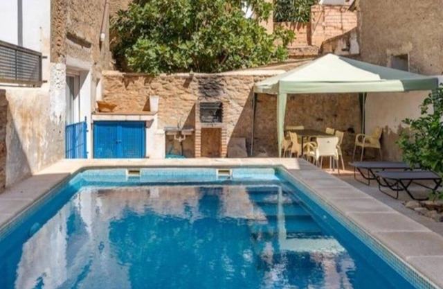 Homerez - Maison moderne avec piscine privée à Murchas