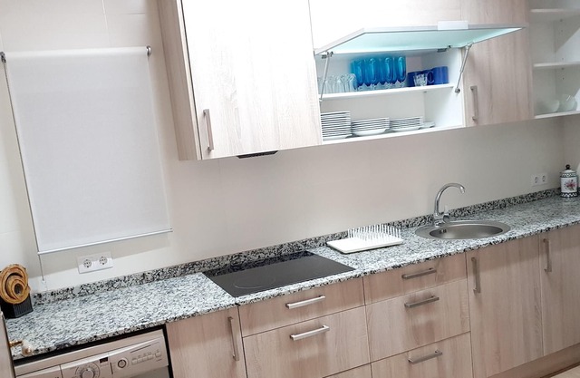 Homerez - Appartement à 17 km de la plage pour 6 pers. avec jardin à Maspujols