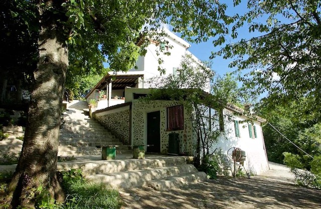 Homerez - Maison exceptionnelle pour 8 pers. avec piscine à Sant'Agata Feltria