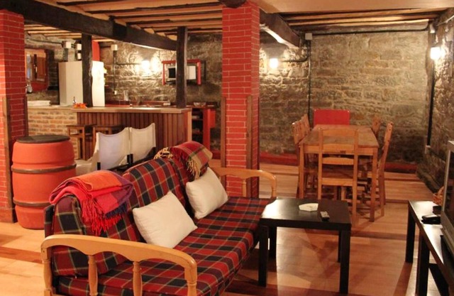 Homerez - Maison exceptionnelle pour 10 pers. avec balcon à Mieres del Camino