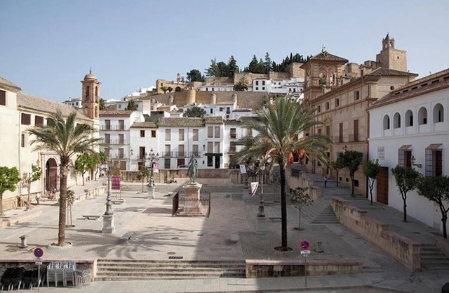 Homerez - Spacious Villa in Antequera with Private Pool