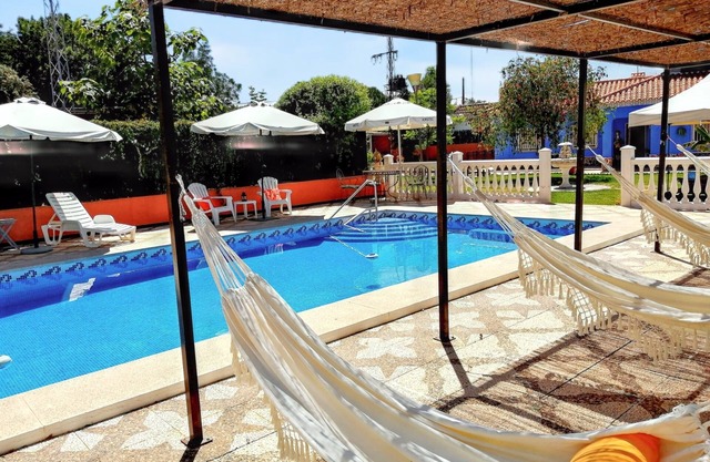 Homerez - Villa spacieuse à Guillena avec jardin et piscine privée
