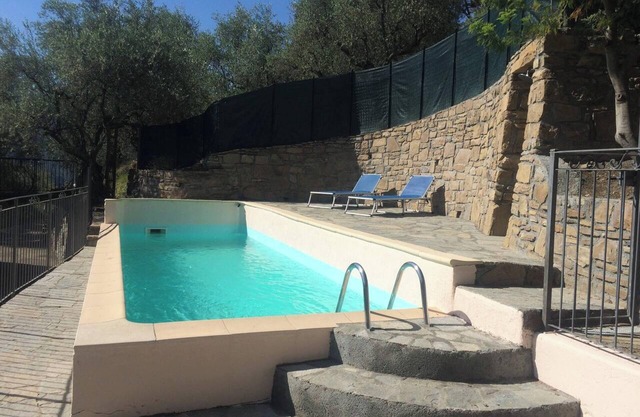 Homerez - Villa spacieuse à Breil-sur-Roya, piscine
