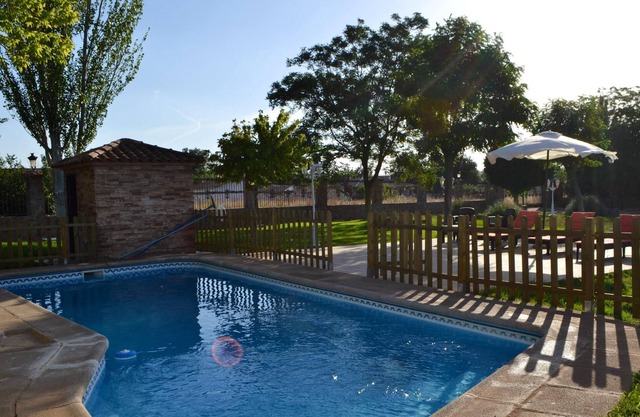 Homerez - Villa pour 12 pers. avec piscine, jacuzzi et jardin à Fernán Caballero