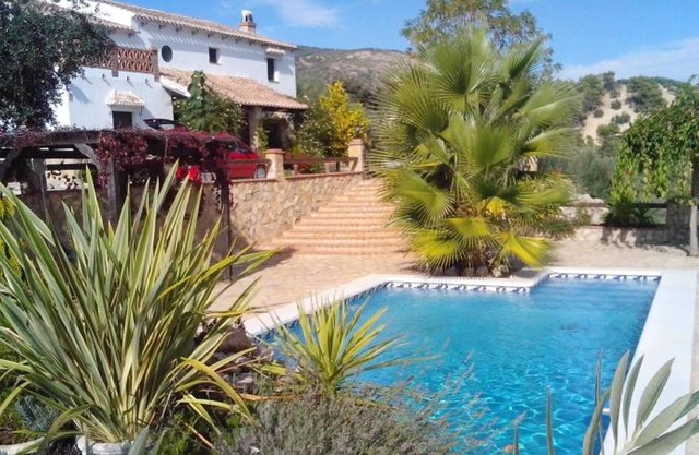 Homerez - Grande villa pour 10 pers. avec piscine et jacuzzi à Priego de Córdoba