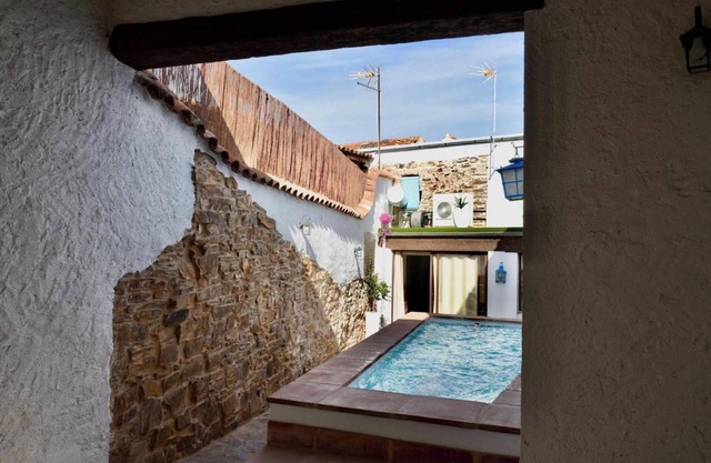 Homerez - Villa charmante à Santa Elena avec piscine privée
