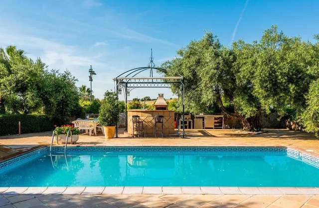 Homerez - Villa spacieuse avec piscine privée à Villamartin