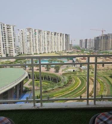 Homestay 3 Bhk Apartment with balcony Near Chandigarh Airport IT city Mohali