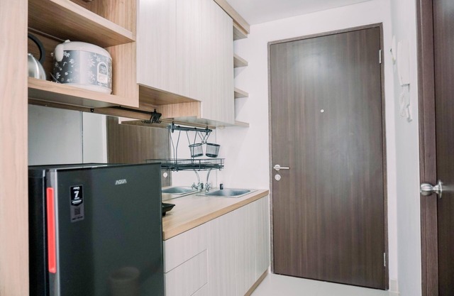 Homey And Enjoy Living Studio Transpark Bintaro Apartment