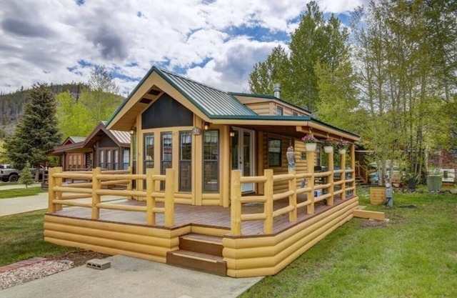 Homey Hideaway Chalet à Tiger Run, un hôtel familial, à quelques minutes de Breckenridge