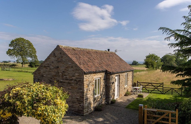 Honey Pot Barn - Escape for Two