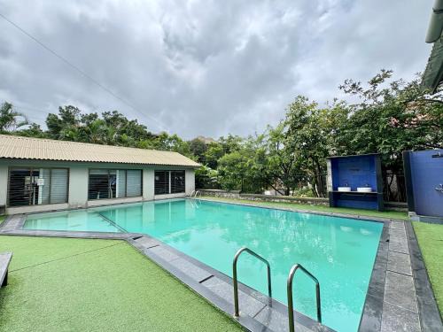 HoneyBee Resort Lonavala